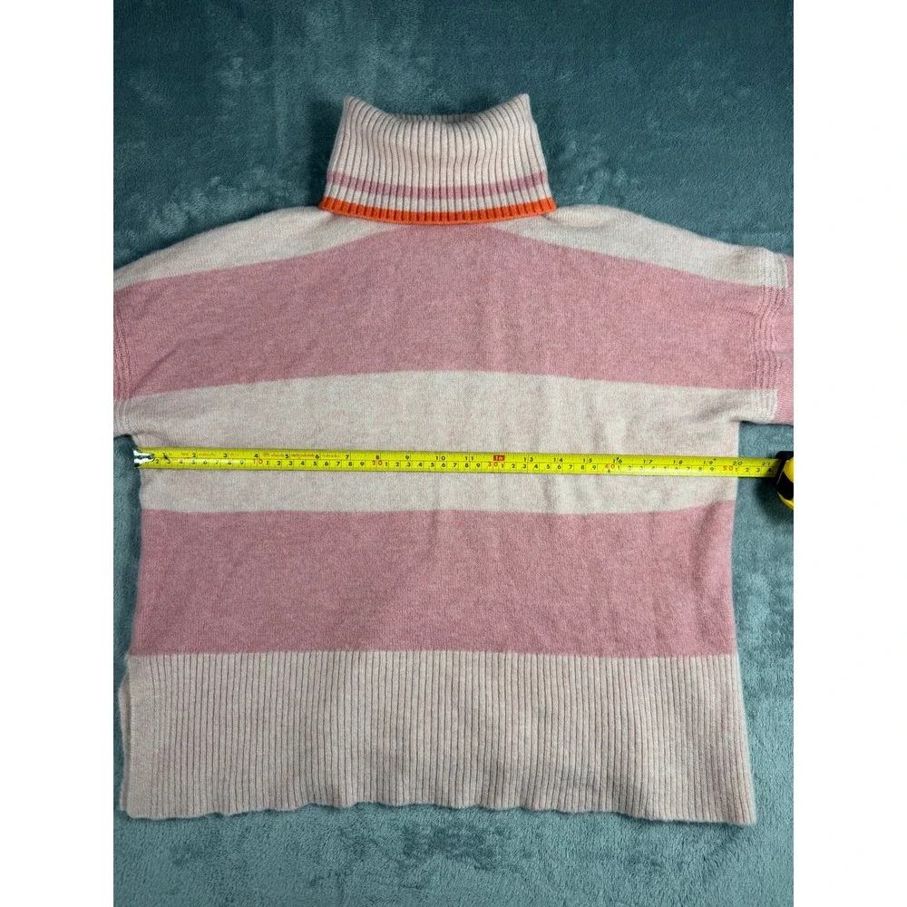 J. Crew crew pink